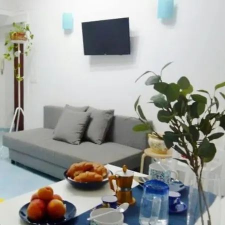The Heart Of - Santa Lucia Apartment Naples